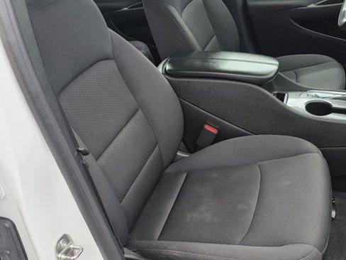 Used 2023 Chevrolet Malibu LT image 25