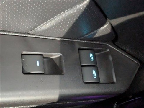Used 2013 Ford Mustang GT Premium image 15
