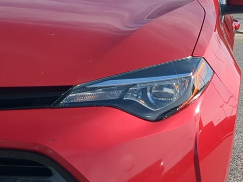 Used 2019 Toyota Corolla LE image 18