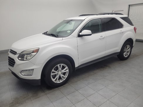 Used 2017 Chevrolet Equinox LT w/ Driver Confidence Package II image 2