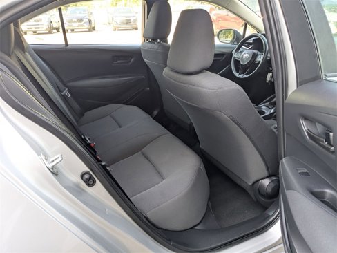 Used 2024 Toyota Corolla LE image 30