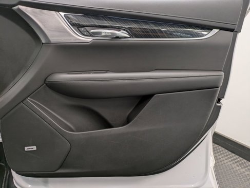 Used 2022 Cadillac XT6 Premium Luxury w/ Technology Package image 28