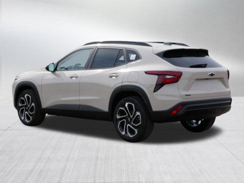 New 2026 Chevrolet Trax RS image 3