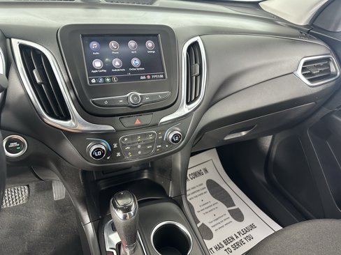 Used 2021 Chevrolet Equinox LT image 4