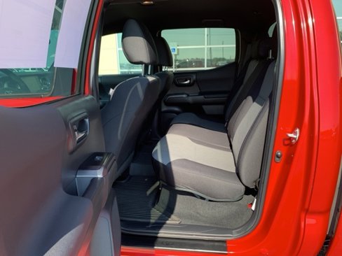 Used 2023 Toyota Tacoma 4x4 Double Cab image 12