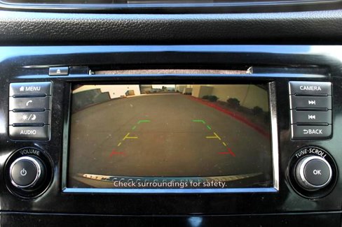 Used 2018 Nissan Rogue S image 26
