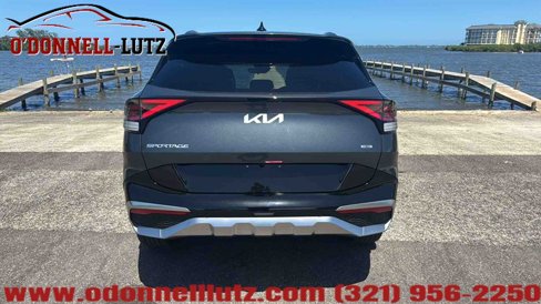 Used 2025 Kia Sportage SX Prestige image 9
