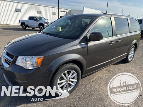 Used 2019 Dodge Grand Caravan SXT image 1