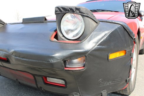 Used 1988 Porsche 944 Coupe image 9