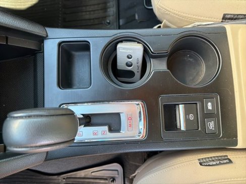 Used 2016 Subaru Outback 2.5i Premium image 10