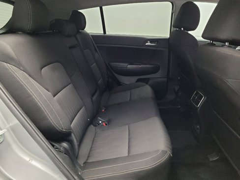 Used 2020 Kia Sportage LX image 19