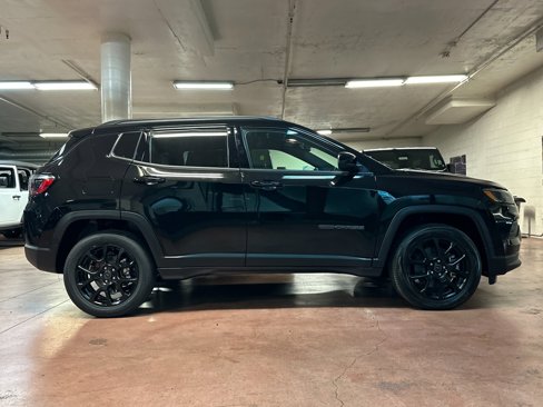 New 2025 Jeep Compass Latitude w/ Altitude Special Edition image 6