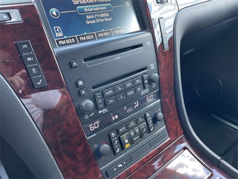 Used 2009 Cadillac Escalade AWD image 23