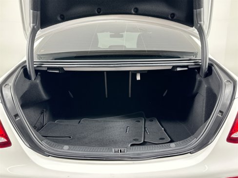 Used 2020 Mercedes-Benz E 350 4MATIC Sedan image 29