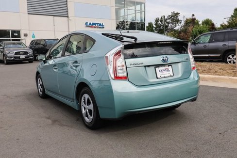 Used 2015 Toyota Prius Three image 12