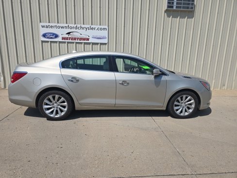 Used 2014 Buick LaCrosse Leather image 1