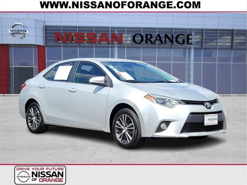 Used 2016 Toyota Corolla LE image 1