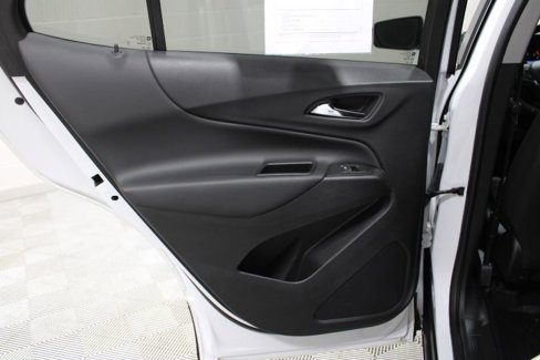 Used 2022 Chevrolet Equinox LT image 18