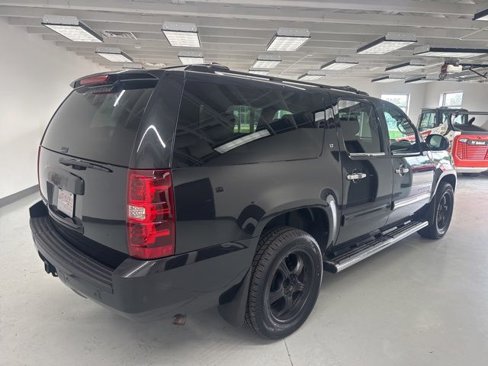 Used 2013 Chevrolet Suburban LT w/ Texas Edition image 11