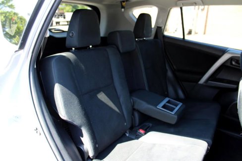 Used 2016 Toyota RAV4 LE image 21