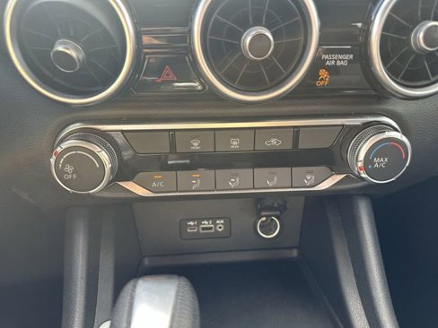 Certified 2023 Nissan Sentra SV image 17