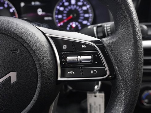 Used 2023 Kia Forte LXS image 36