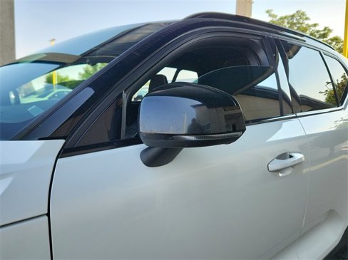 Used 2020 Volvo XC40 T5 R-Design image 34