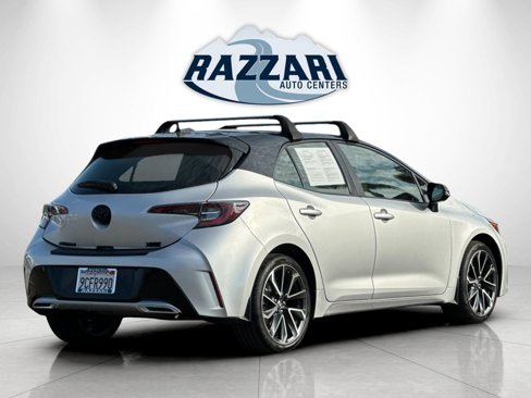 Used 2022 Toyota Corolla XSE image 3