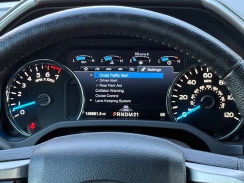 Used 2015 Ford F150 Platinum w/ Equipment Group 701A Luxury image 29