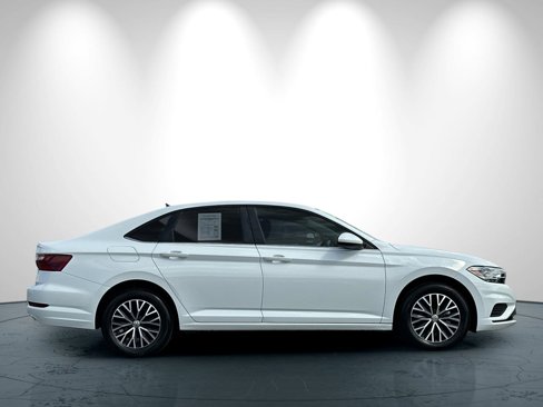 Used 2021 Volkswagen Jetta S w/ Driver Assistance Package image 3