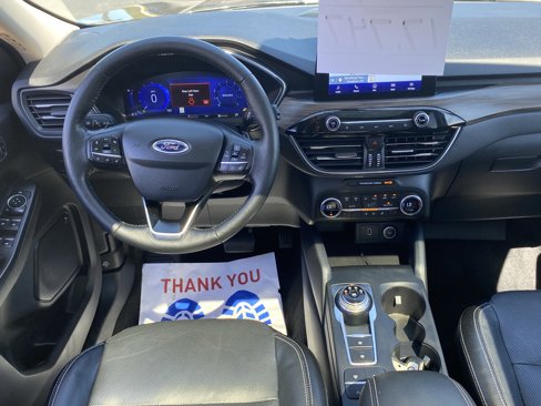 Used 2020 Ford Escape Titanium image 8