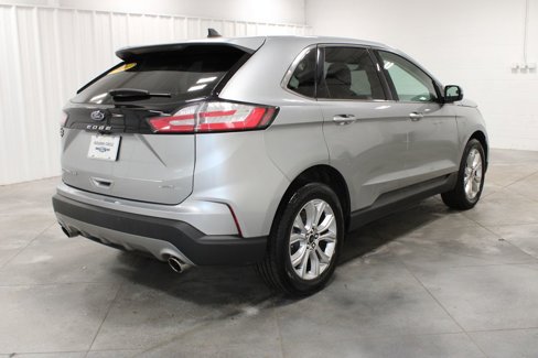 Used 2024 Ford Edge Titanium image 9