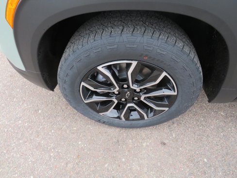 New 2025 Chevrolet TrailBlazer ACTIV w/ Convenience Package image 2