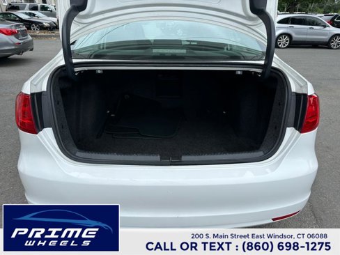 Used 2013 Volkswagen Jetta SE image 11