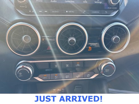 Used 2022 Nissan Sentra SV image 19