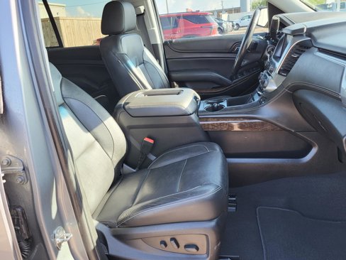 Used 2019 Chevrolet Tahoe LT image 10
