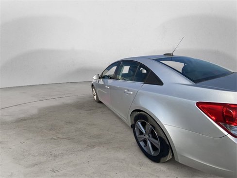 Used 2015 Chevrolet Cruze LT image 6