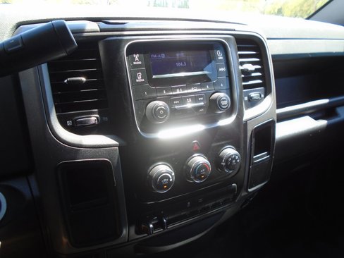 Used 2015 RAM 3500 Tradesman w/ Power & Remote Entry Group image 13
