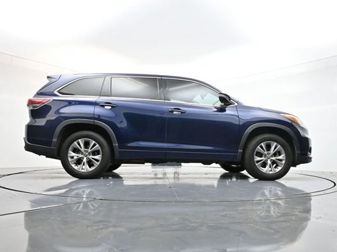 Used 2016 Toyota Highlander Plus image 42