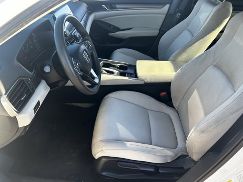 Used 2018 Honda Accord LX image 18
