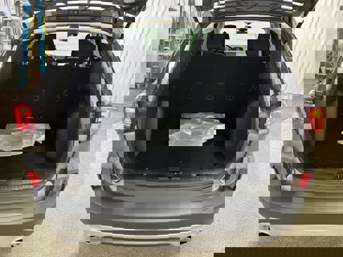 Certified 2022 Ford Escape S image 28