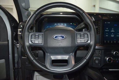 Used 2023 Ford F450 Lariat w/ Snow Plow Prep Package image 26
