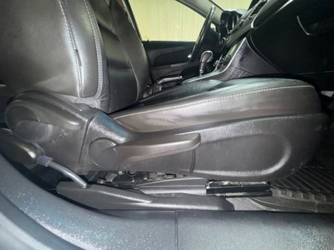 Used 2012 Chevrolet Cruze LT image 23