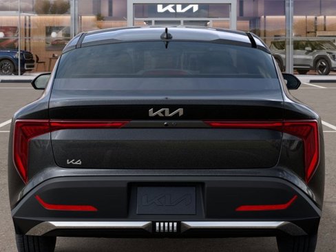 New 2025 Kia K4 LX image 13