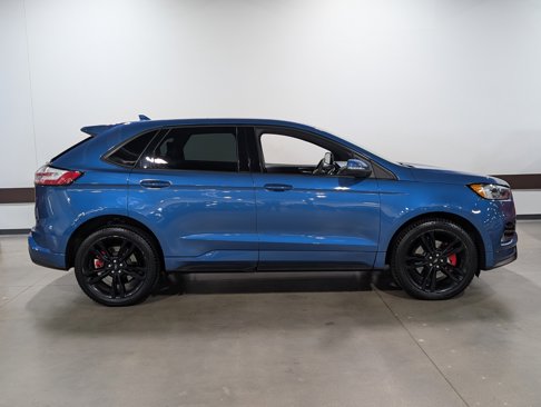 Used 2019 Ford Edge ST w/ Equipment Group 401A image 2