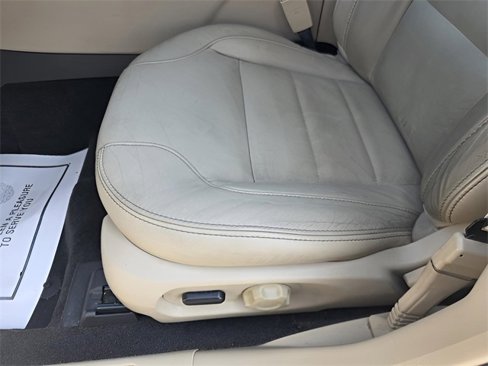 Used 2015 Ford Taurus SEL w/ Equipment Group 201A image 15