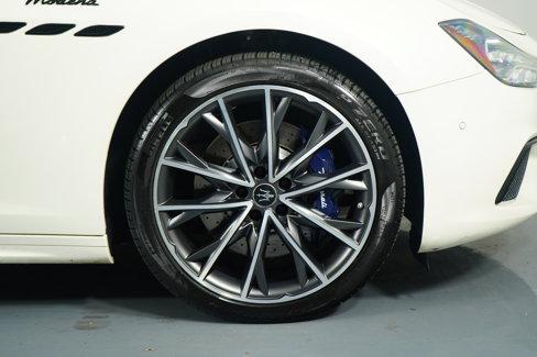 Used 2022 Maserati Ghibli Modena image 8