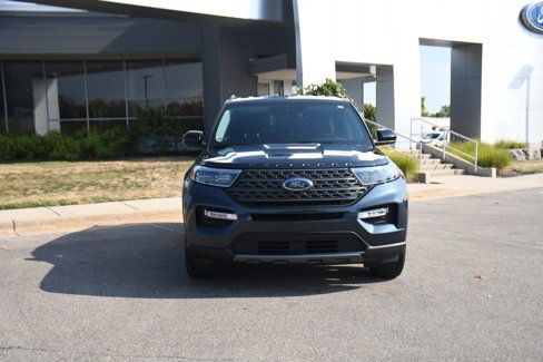 Used 2022 Ford Explorer XLT w/ Equipment Group 202A image 10