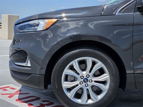 Used 2021 Ford Edge Titanium w/ Equipment Group 301A image 10