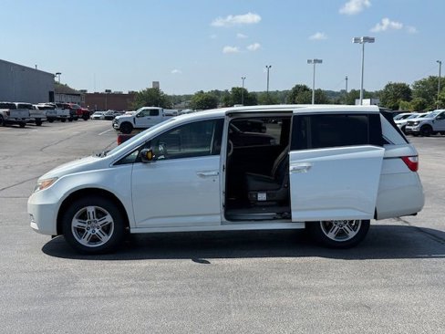Used 2013 Honda Odyssey Touring image 12
